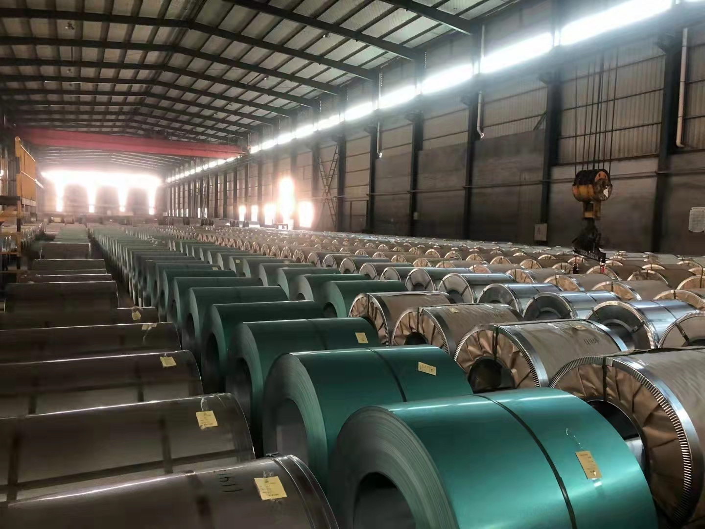 Customized Cold Rolled/hot Rolled Stainless Steel Roll Aisi 316 409 410 420 430 201 202 304l 304 Stainless Steel Coil
