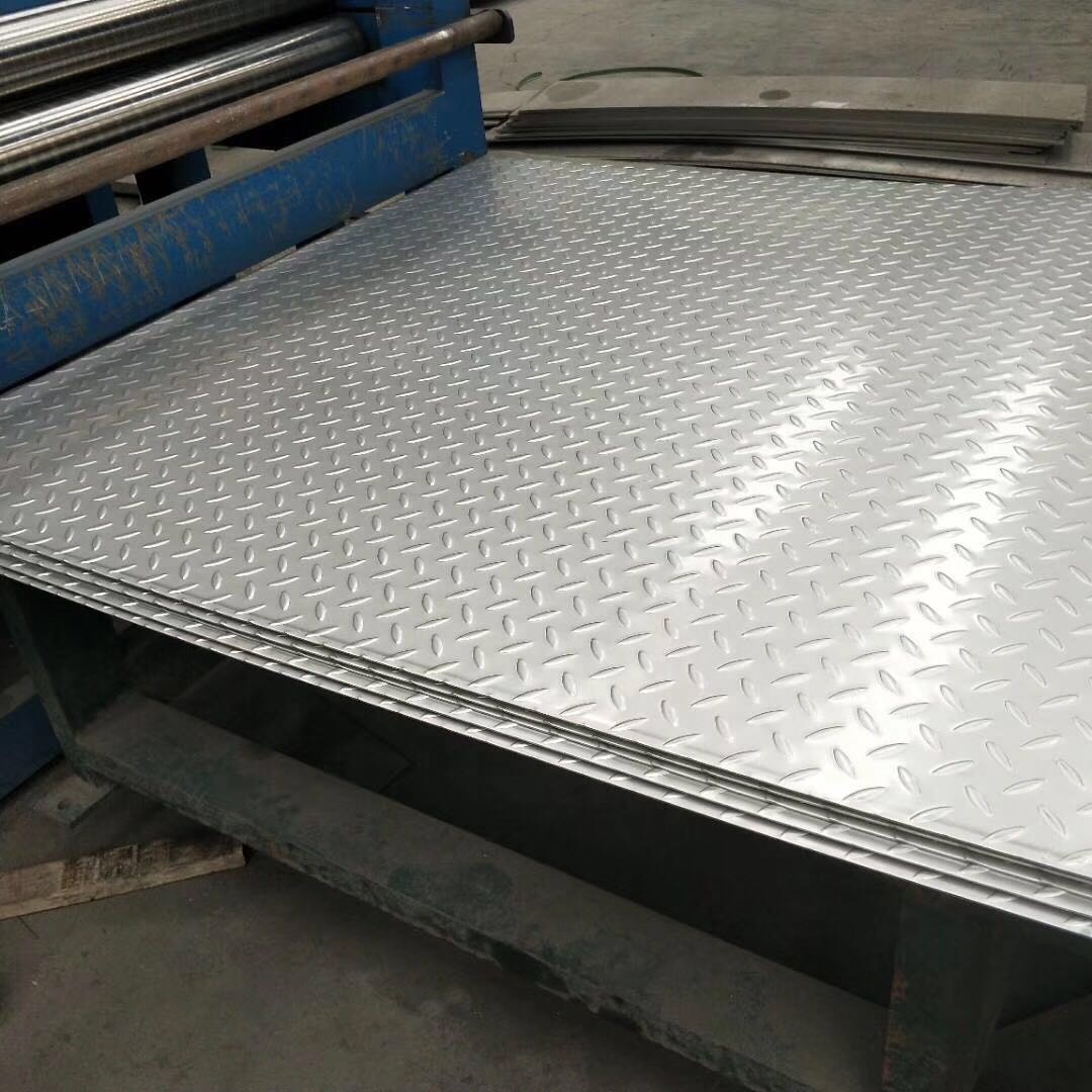 Chinese Stainless Steel Manufacturers Stainless Steel Checker Plate 304 Checkered Plate Pattern Can Be Customized