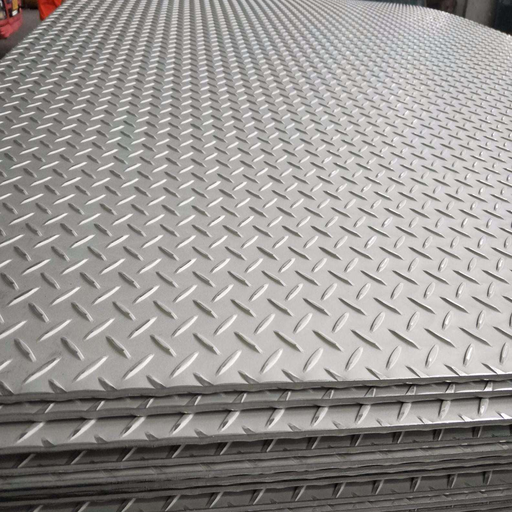 Hot Rolled Galvanized Steel Plate Steel Carbon Checkered Sheet Factory Supply Low Price