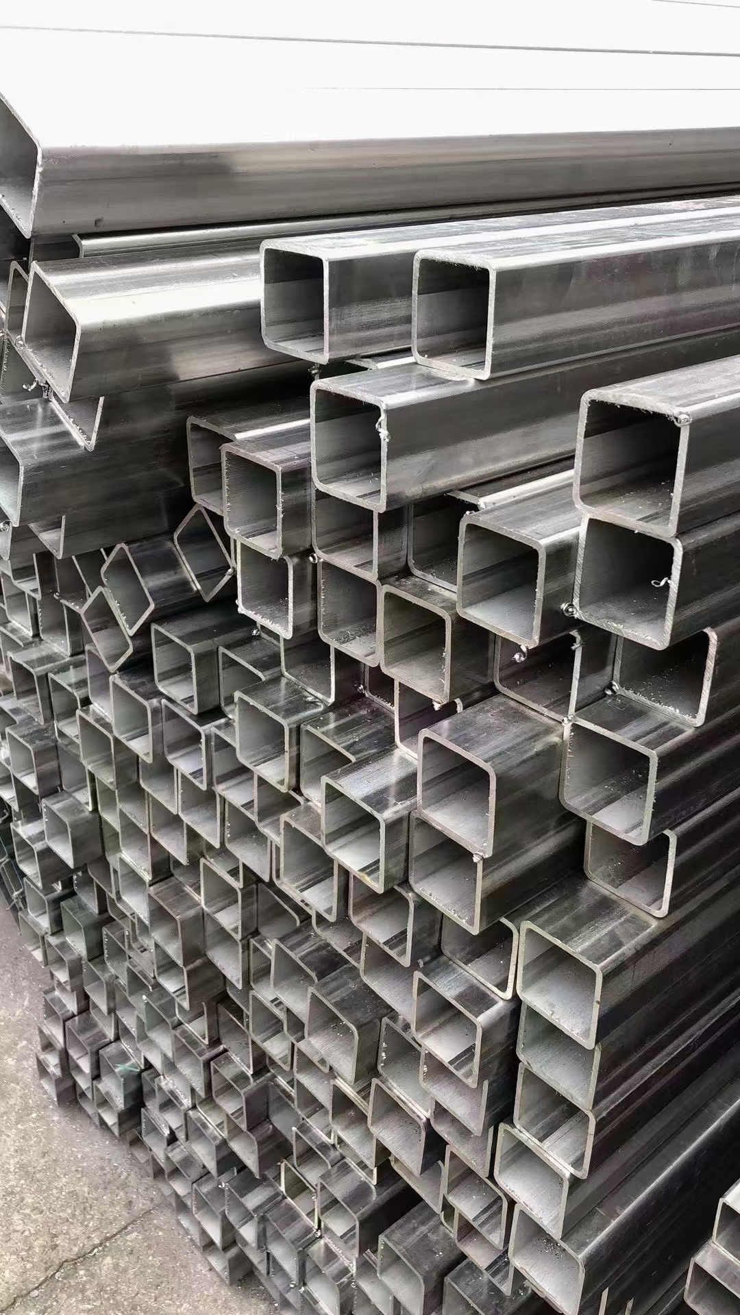 Factory Price AISI Stainless Steel Seamless Square Tube 201 202 304 316 316L Square Stainless Steel Pipe/rectangle Stainless Steel Tube